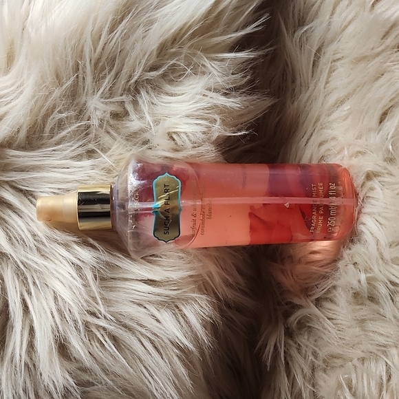 Bundle of mixed Victoria's Secret spray + Juicy Couture lotion - Picture 11 of 14